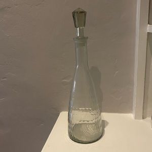 Honeycomb Glass Decanter with Faceted Stopper
